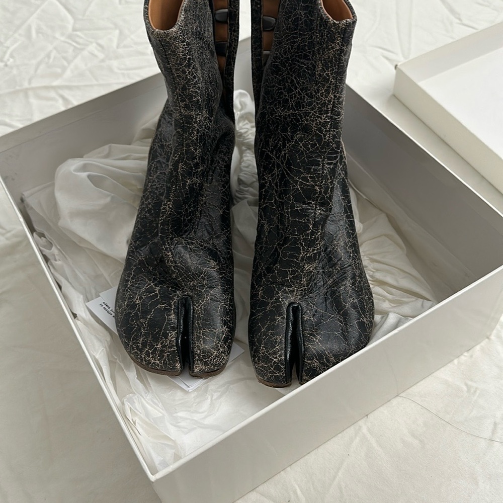 Women's Black Leather Heels